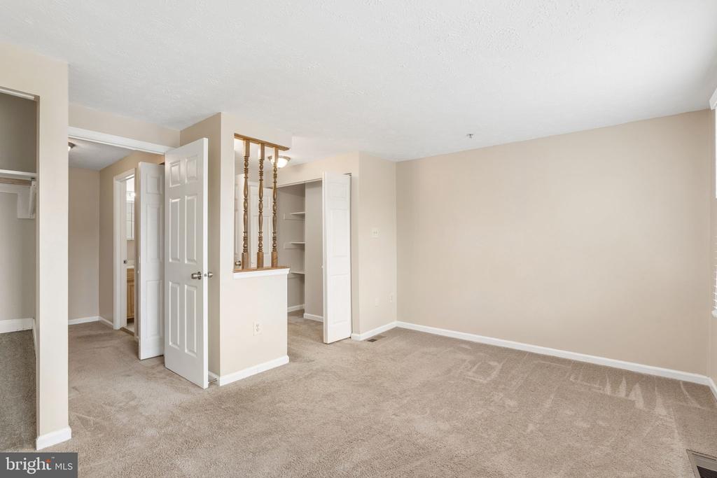 4342 REGALWOOD TERRACE
