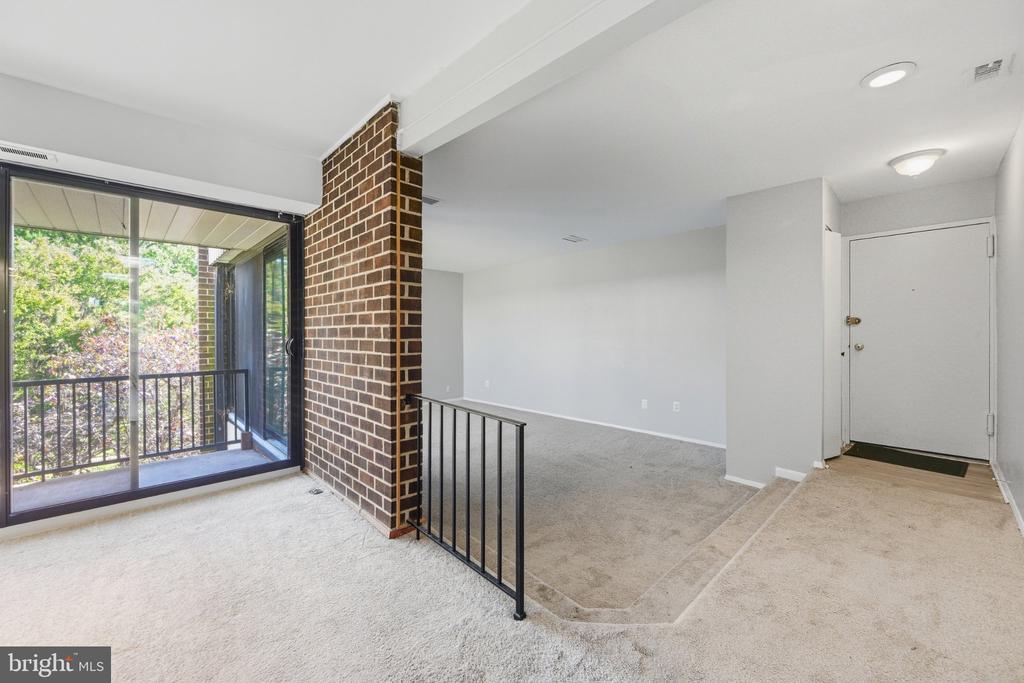 9909 BLUNDON DRIVE Unit: 4-301