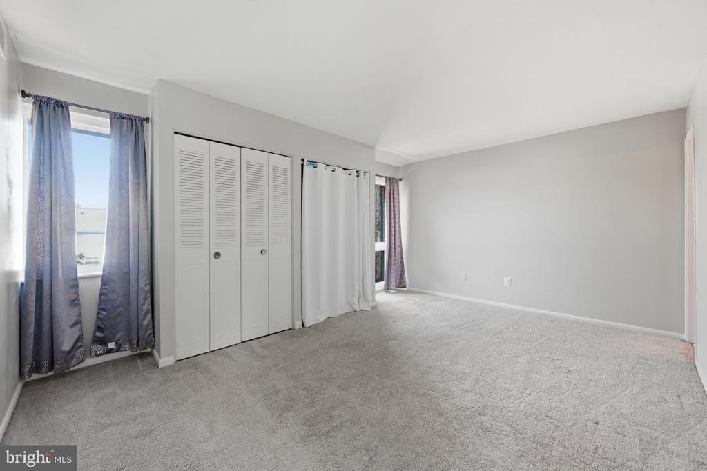 9909 BLUNDON DRIVE Unit: 4-301