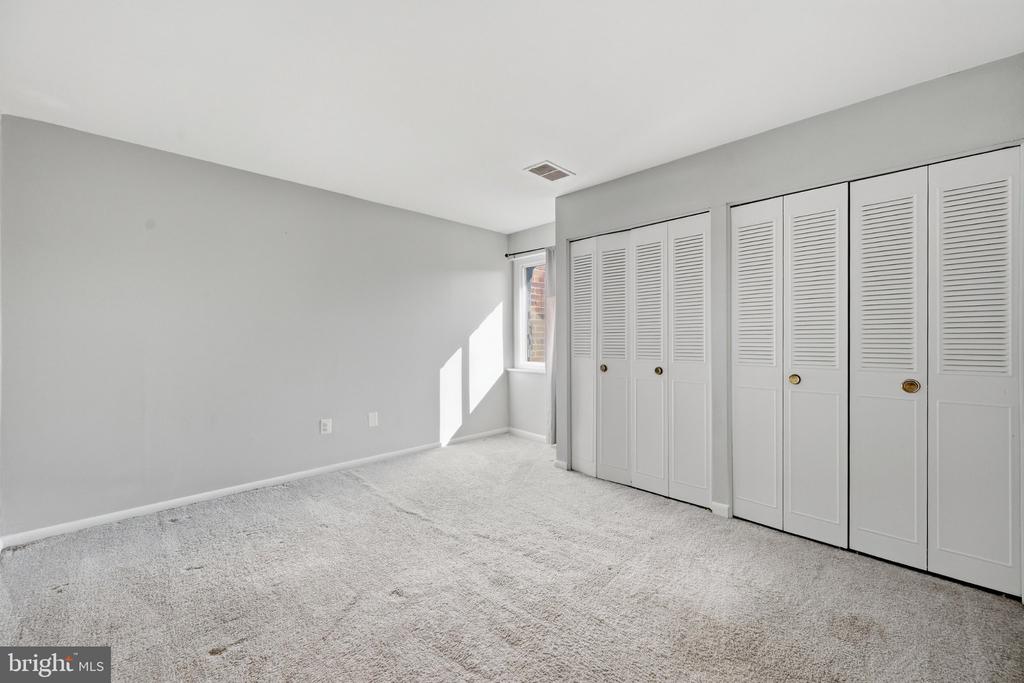 9909 BLUNDON DRIVE Unit: 4-301