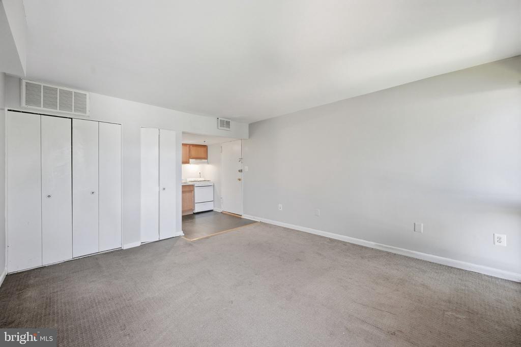 9909 BLUNDON DRIVE Unit: 4-301