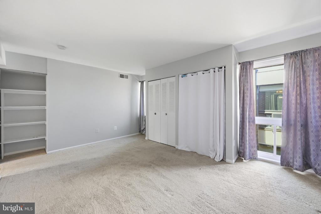9909 BLUNDON DRIVE Unit: 4-301
