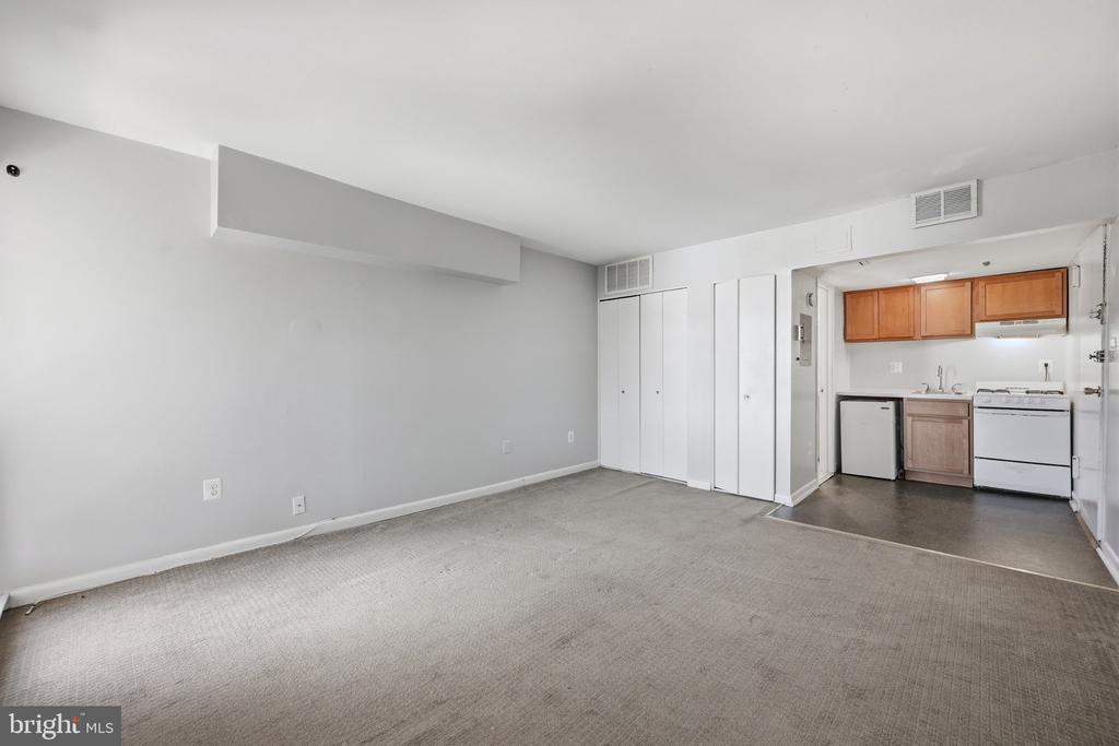 9909 BLUNDON DRIVE Unit: 4-301