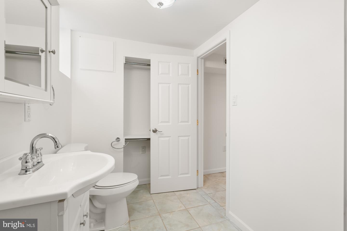2414 59th Pl