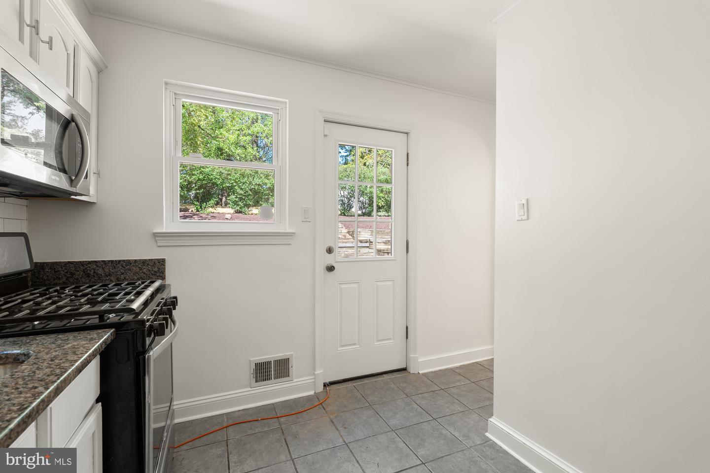 2414 59th Pl