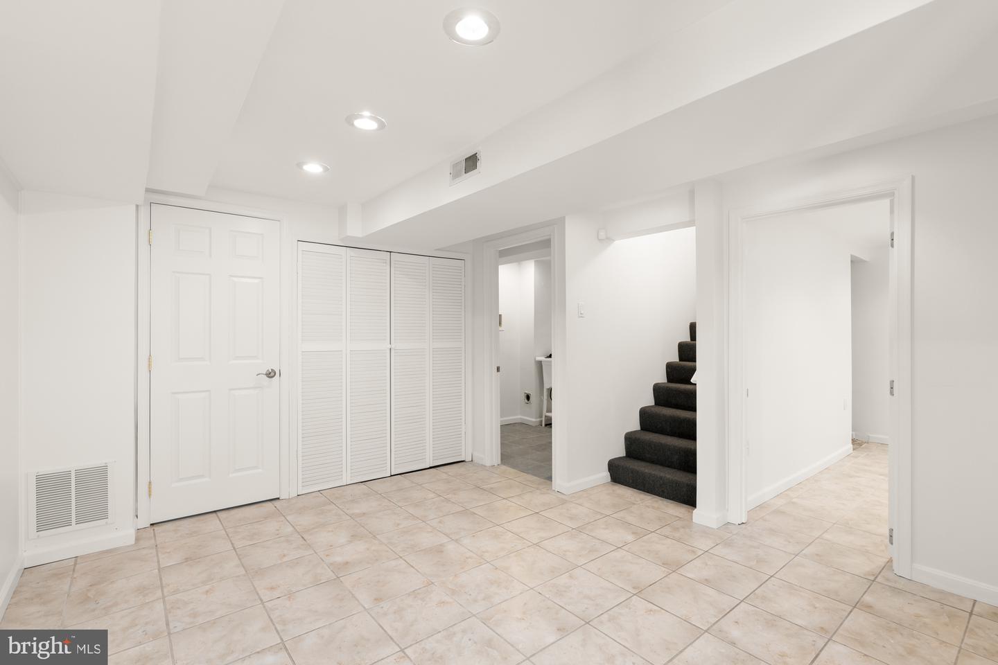 2414 59th Pl