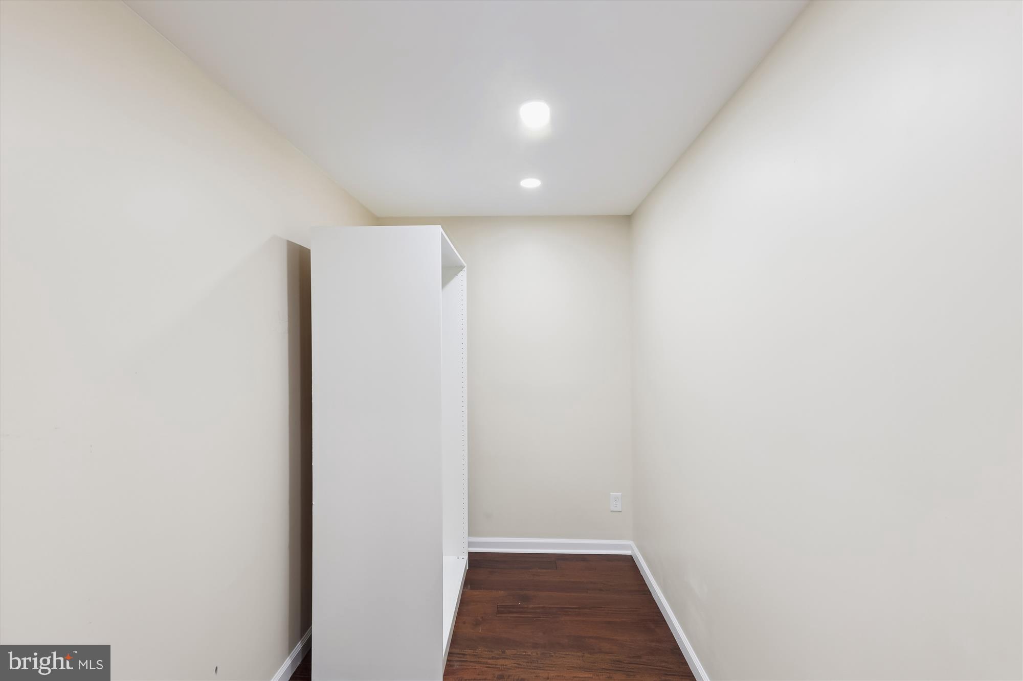 16401 CAMBRIDGE COURT