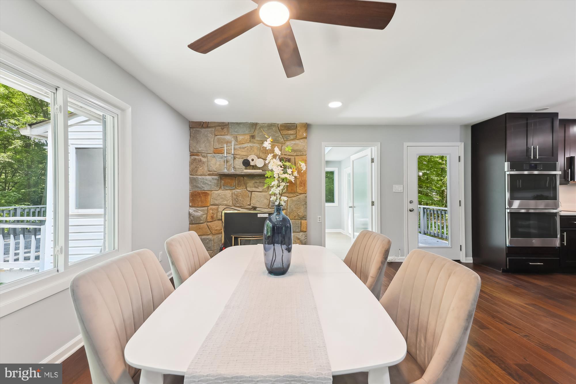 16401 CAMBRIDGE COURT