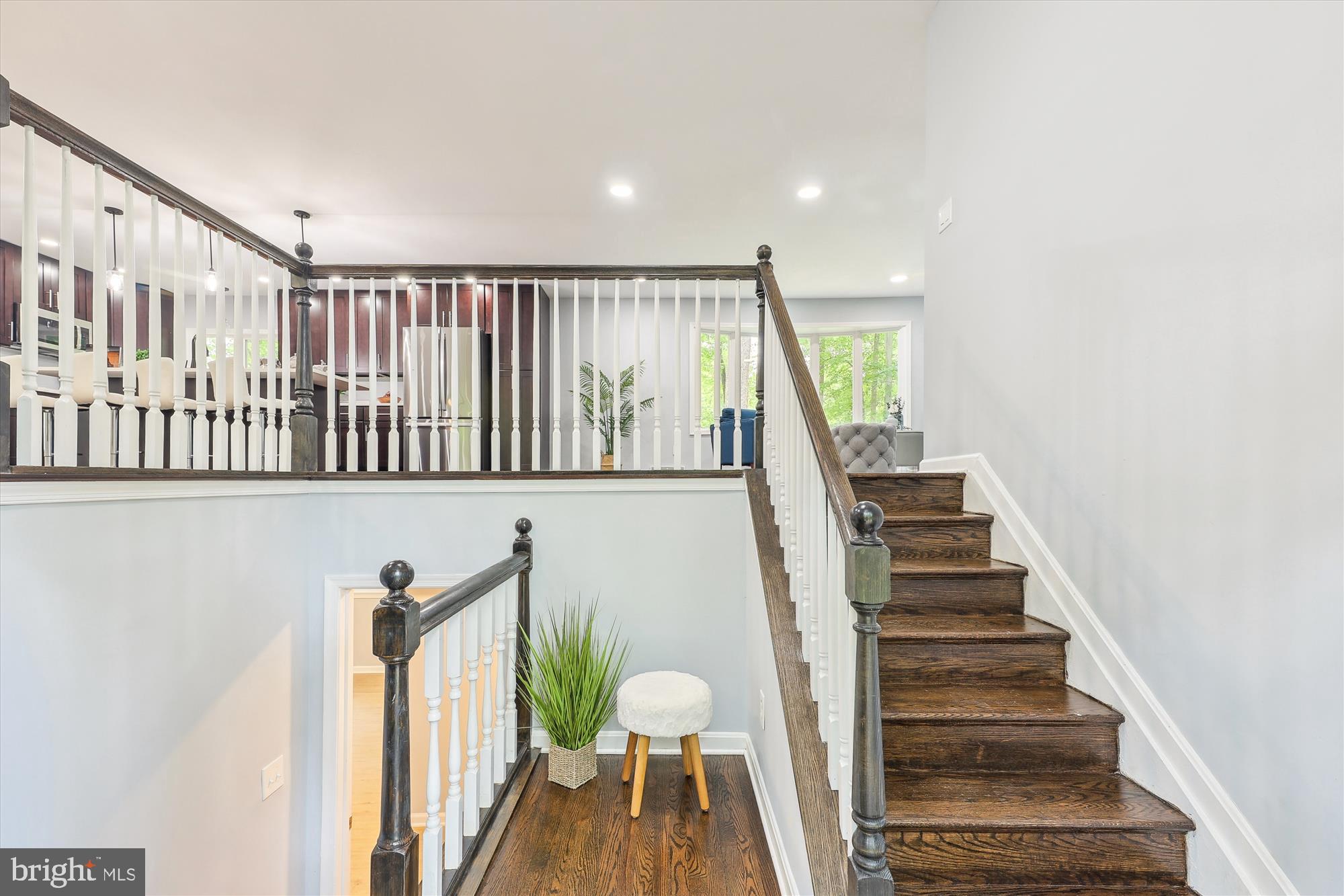 16401 CAMBRIDGE COURT