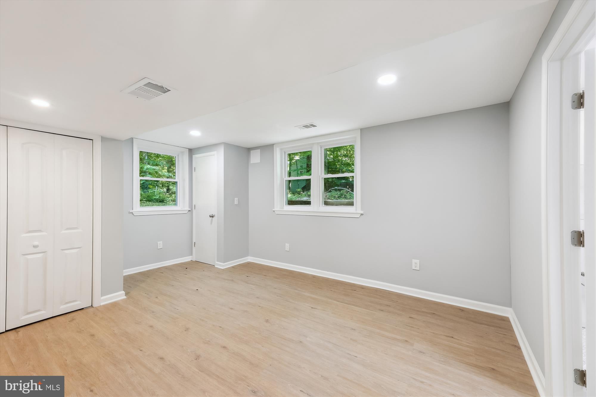 16401 CAMBRIDGE COURT