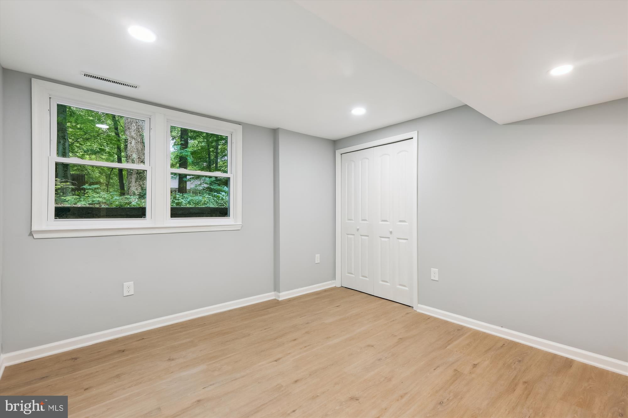 16401 CAMBRIDGE COURT