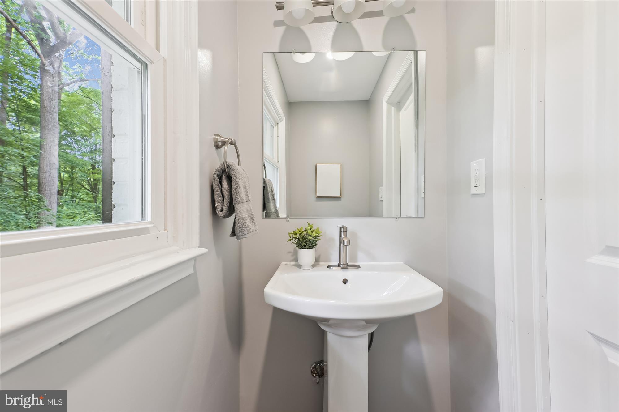 16401 CAMBRIDGE COURT