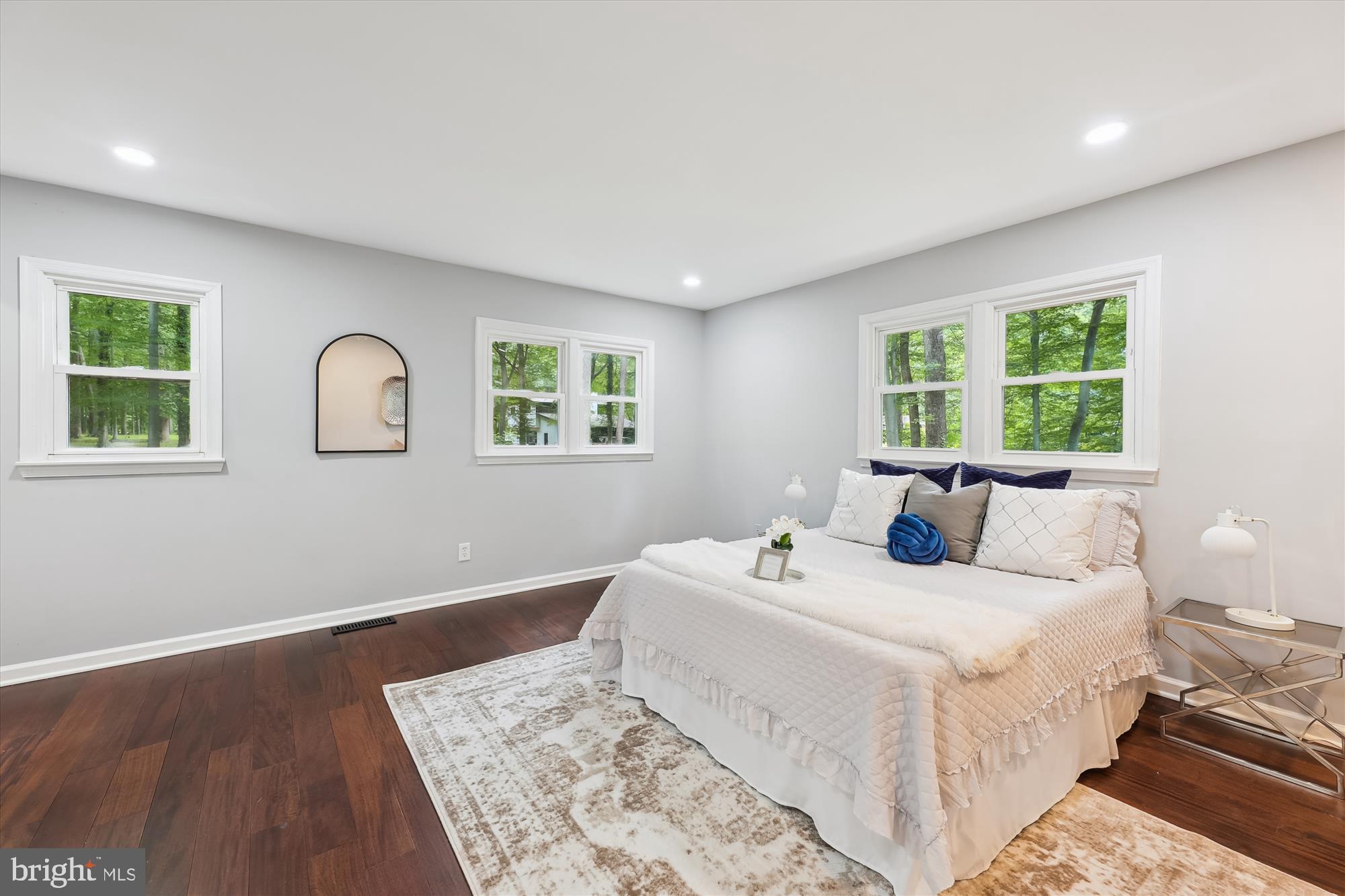 16401 CAMBRIDGE COURT