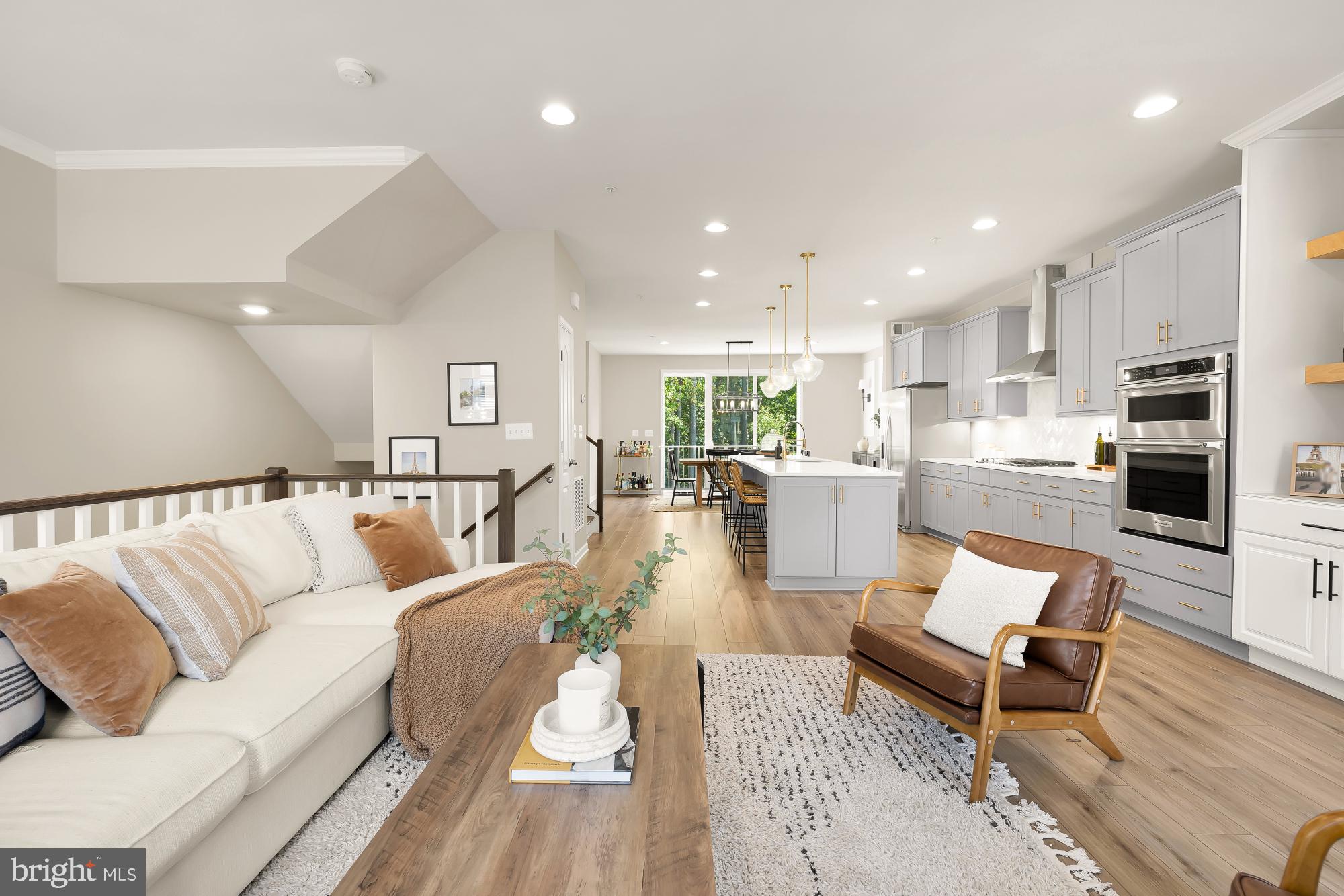 2616 Lewis And Clark Ave