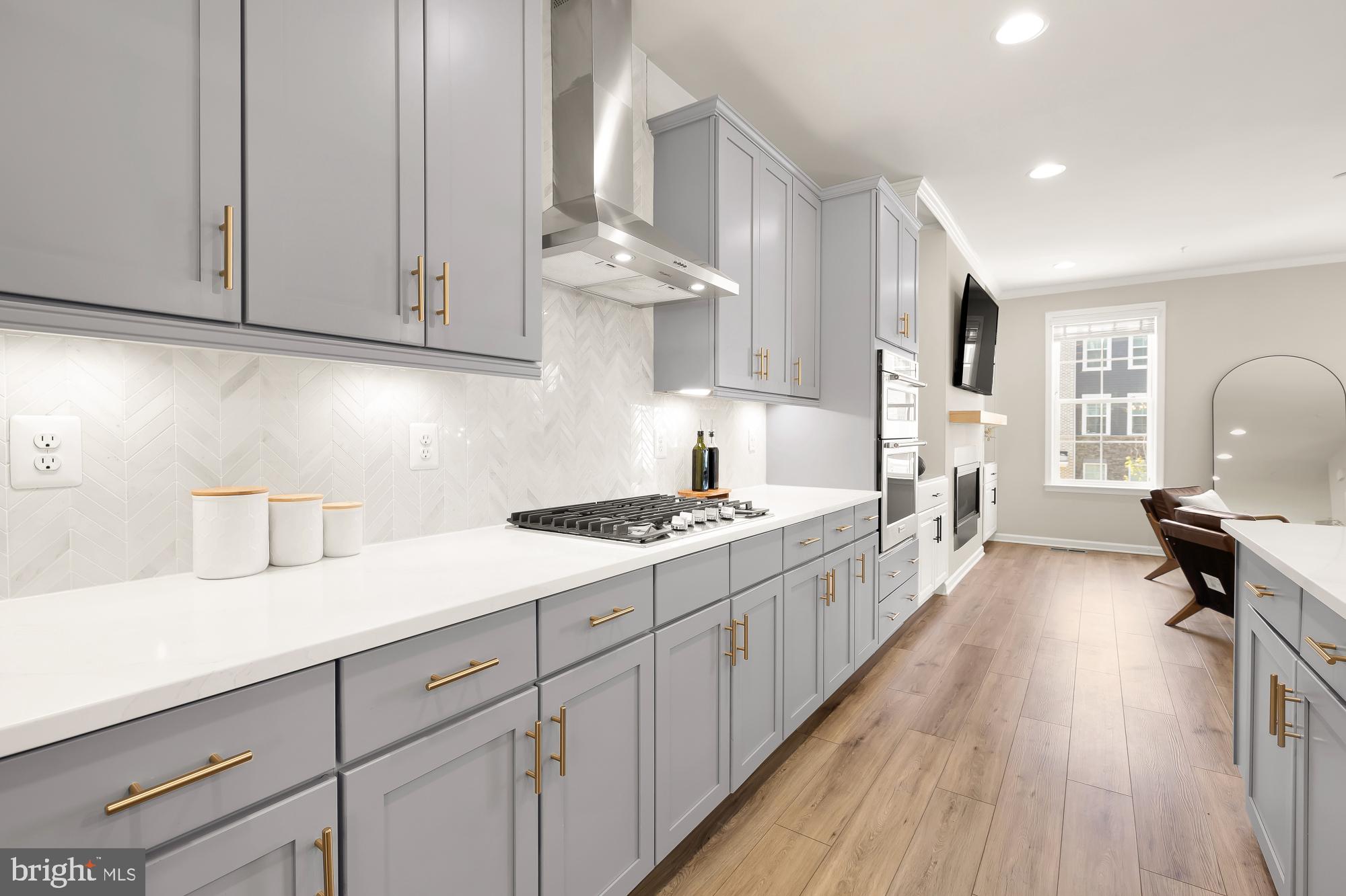 2616 Lewis And Clark Ave