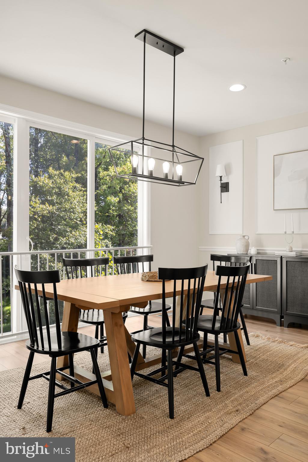 2616 Lewis And Clark Ave