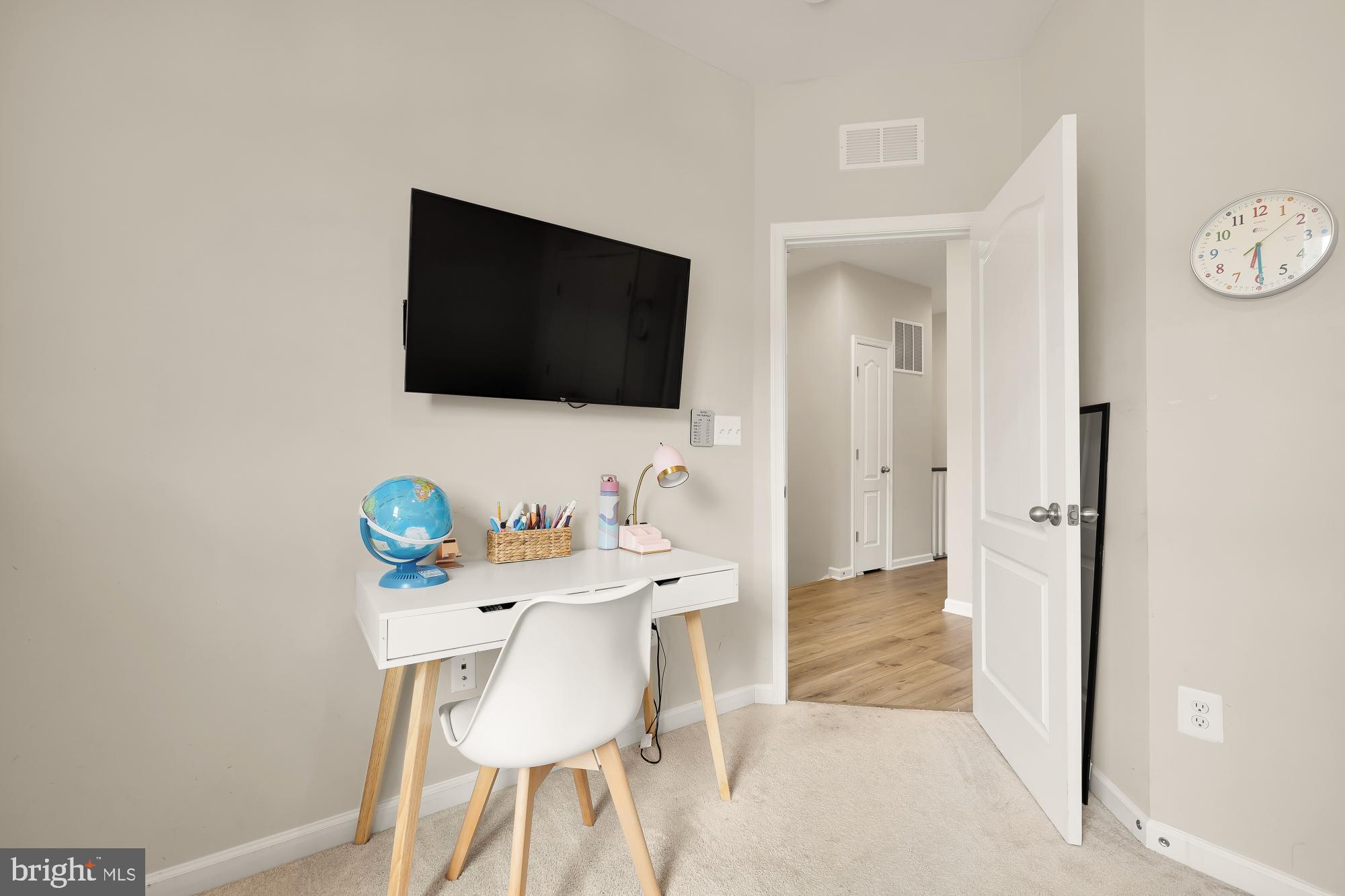 2616 Lewis And Clark Ave