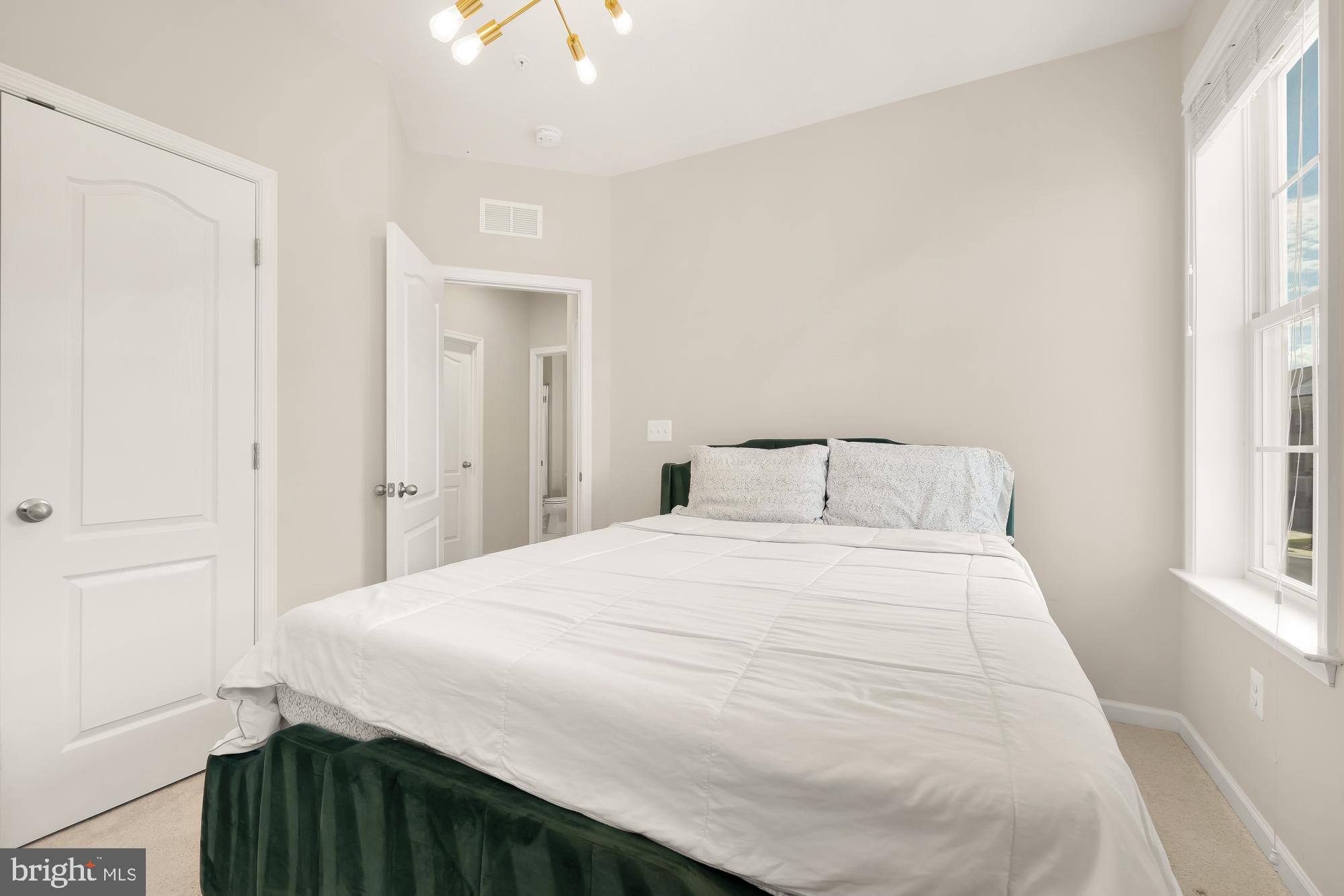 2616 Lewis And Clark Ave