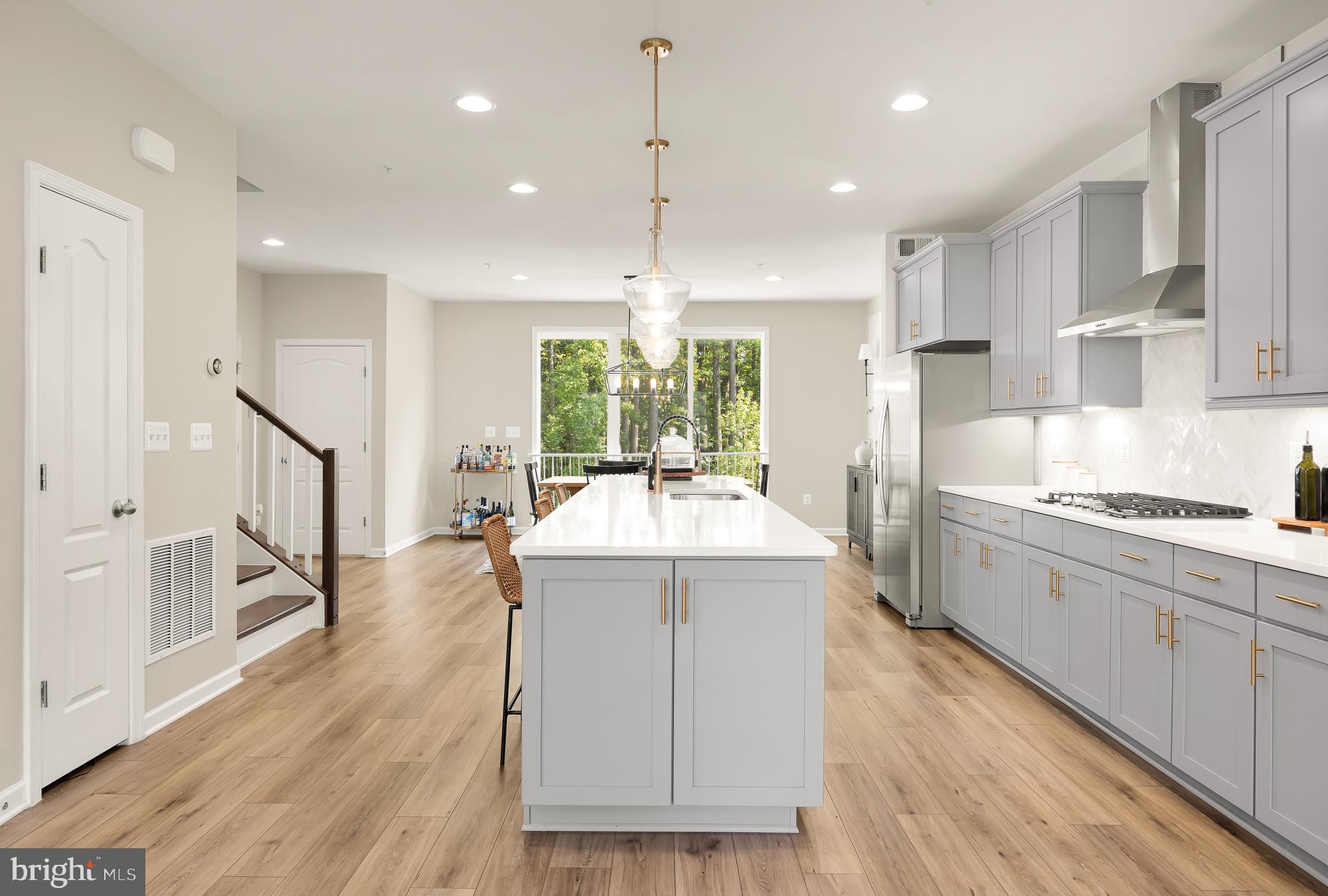 2616 Lewis And Clark Ave