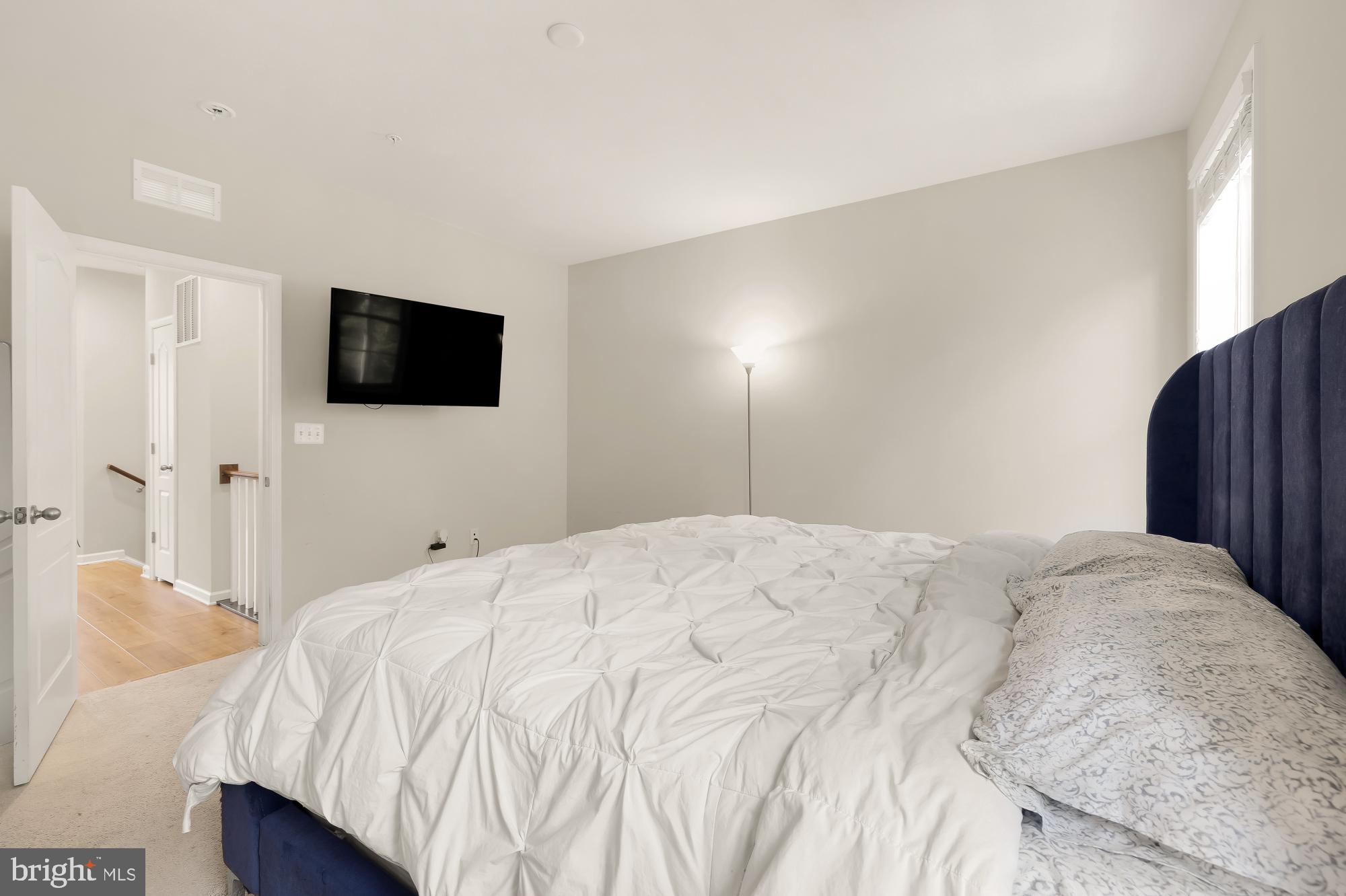 2616 Lewis And Clark Ave