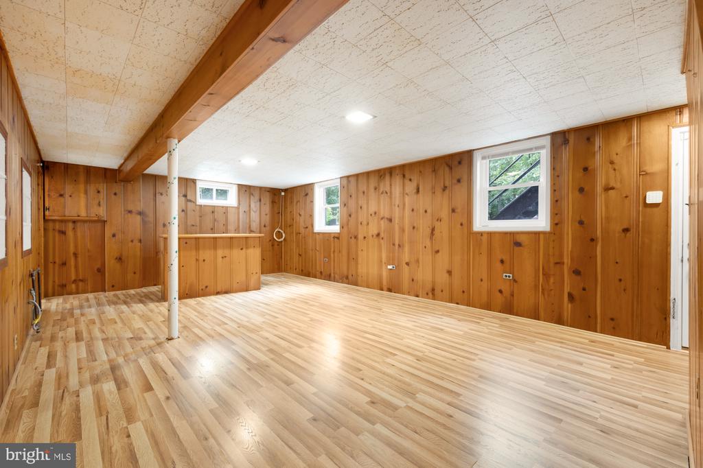 6309 BALFOUR DR