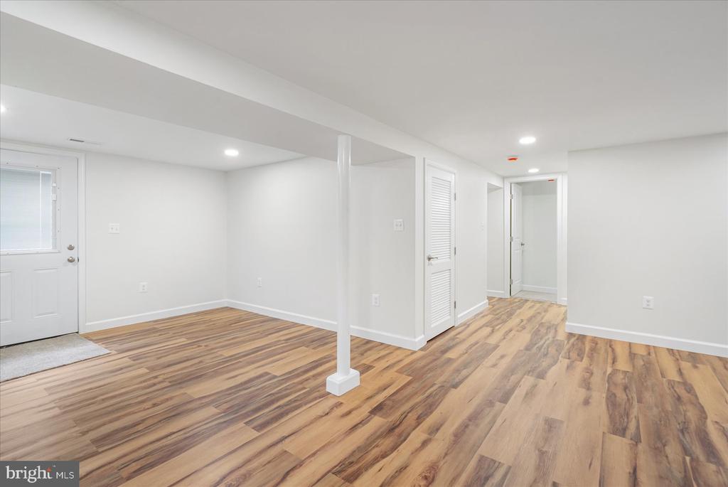 2208 CHAPMAN ROAD