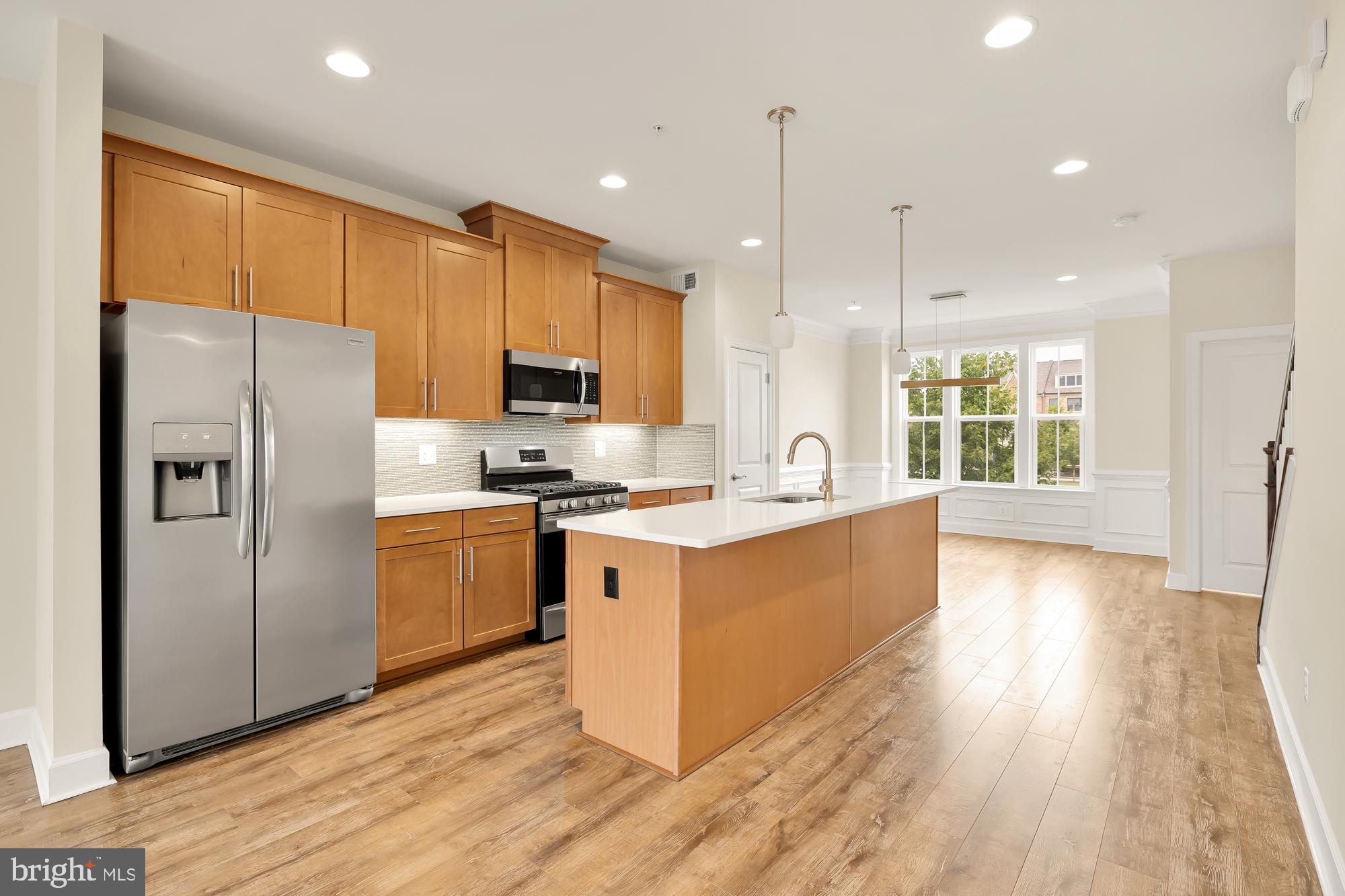 4707 VAN BUREN STREET