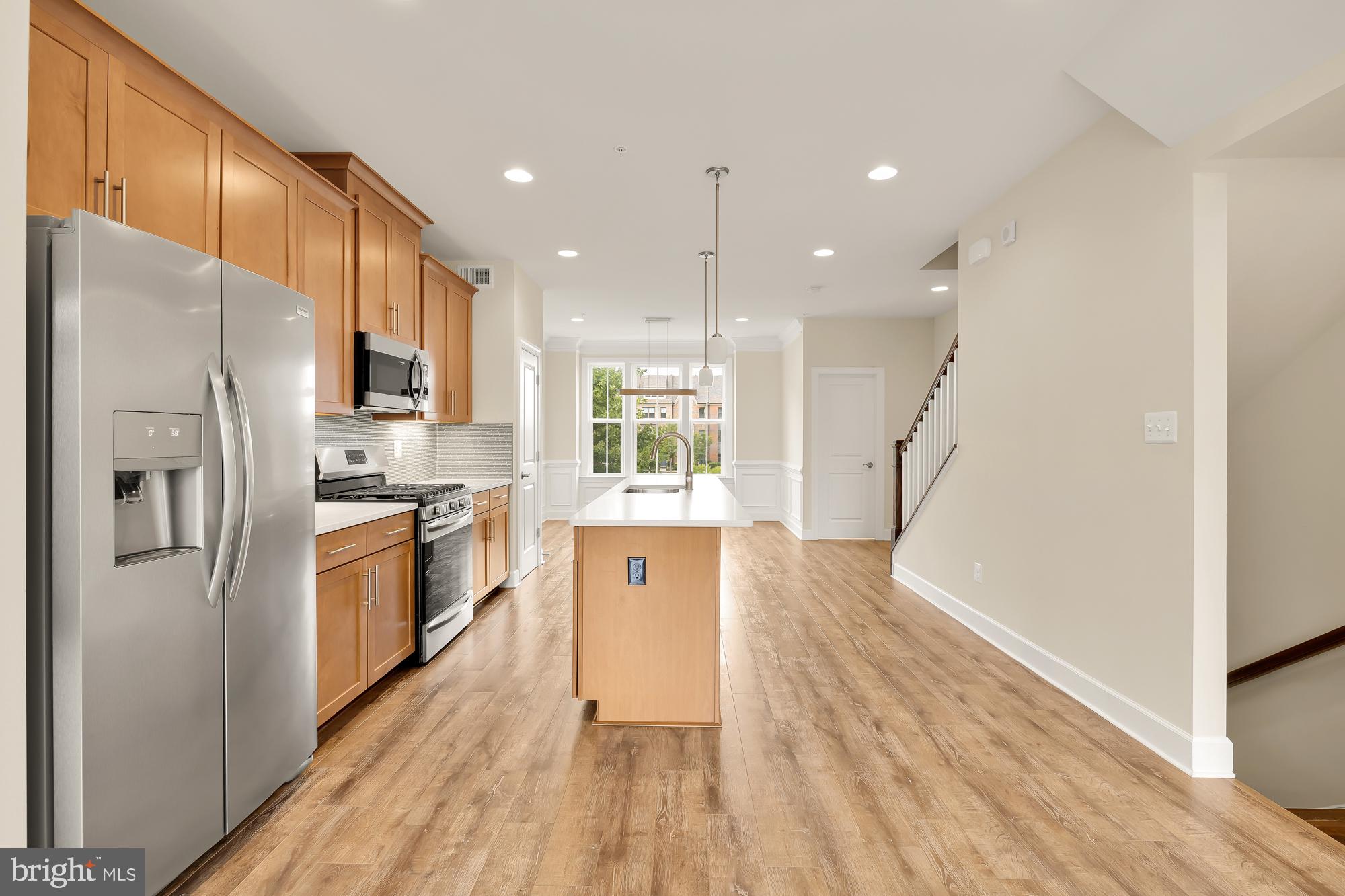 4707 VAN BUREN STREET