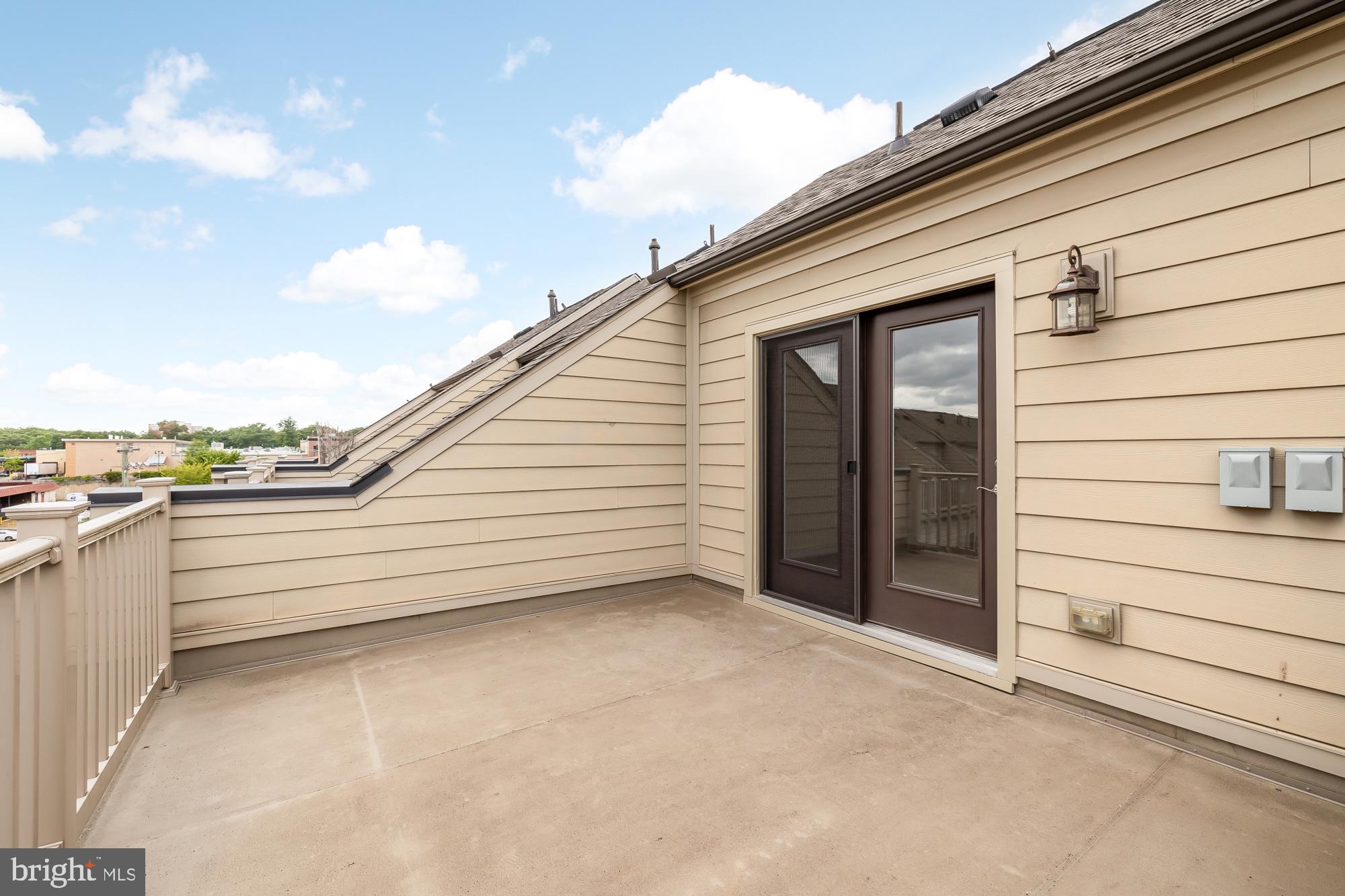 4707 VAN BUREN STREET