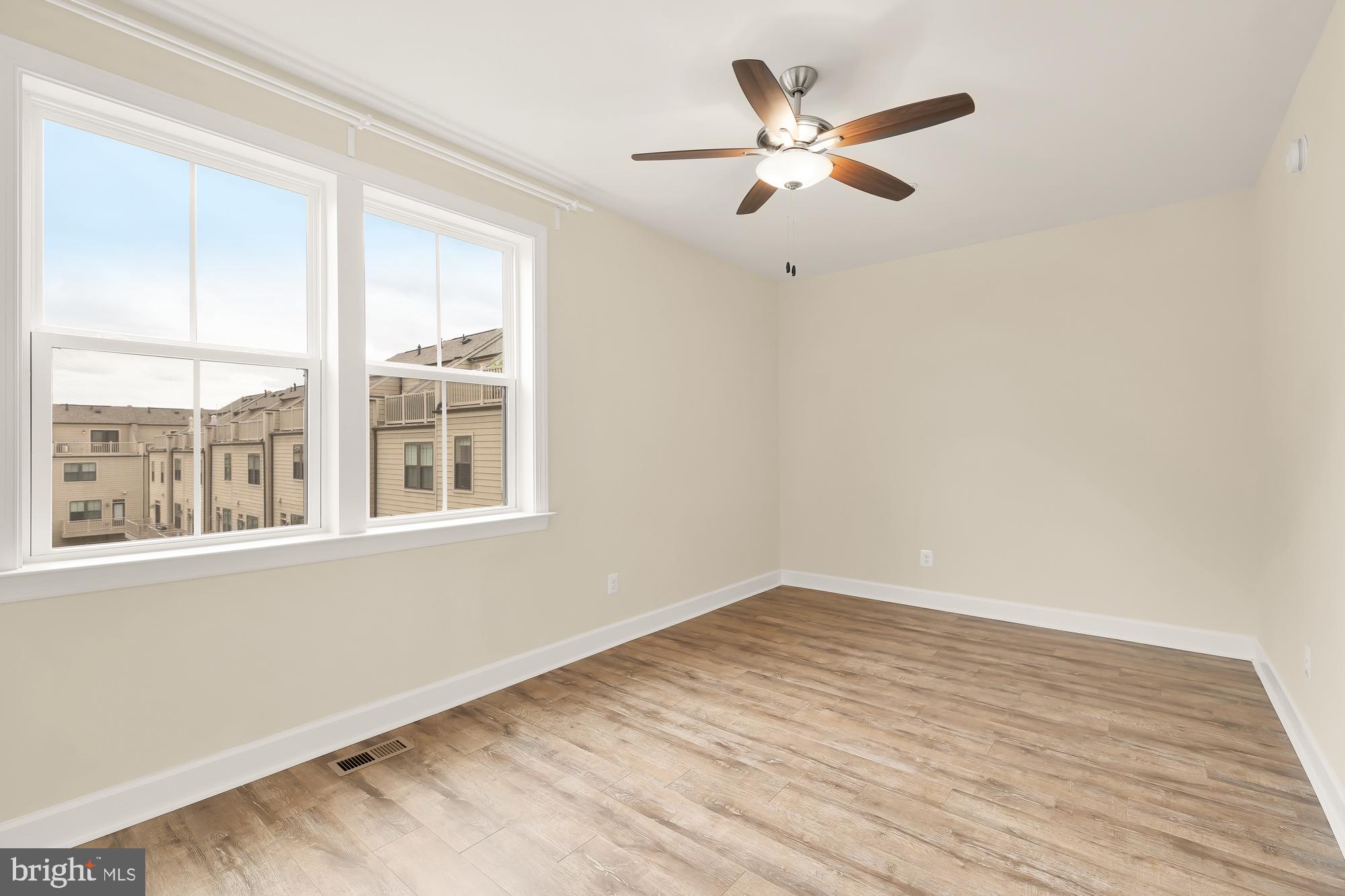 4707 VAN BUREN STREET