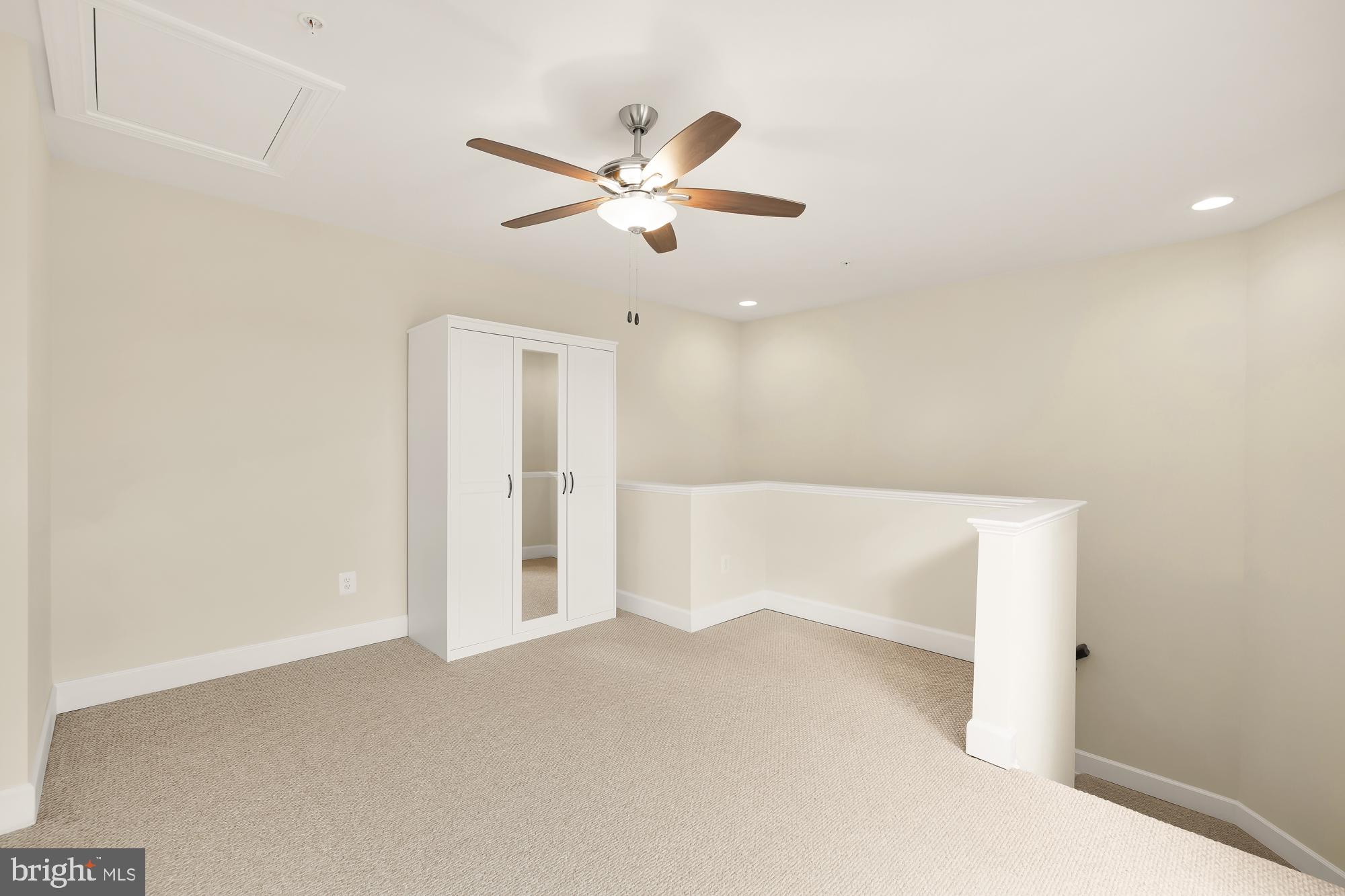 4707 VAN BUREN STREET