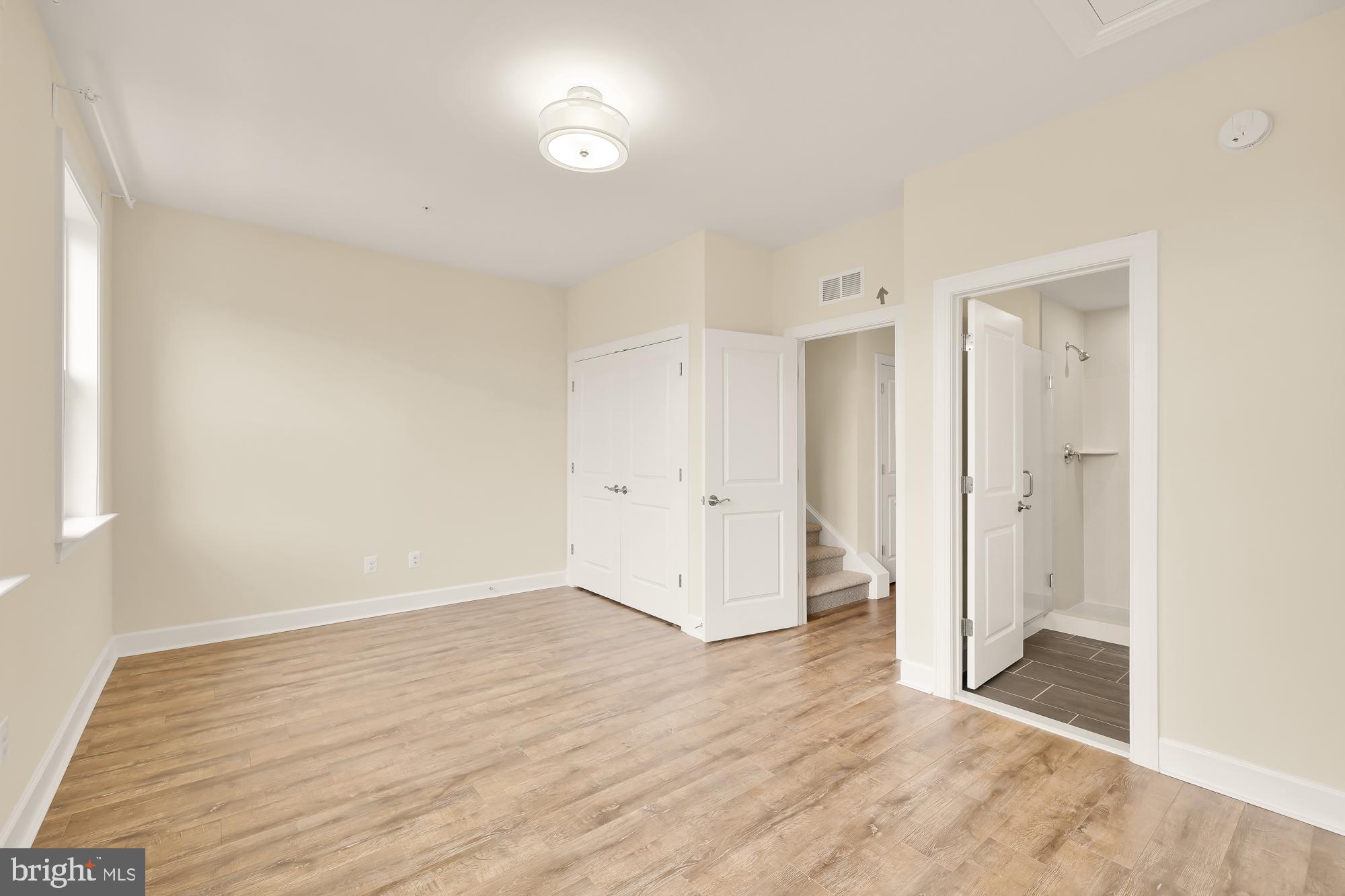 4707 VAN BUREN STREET