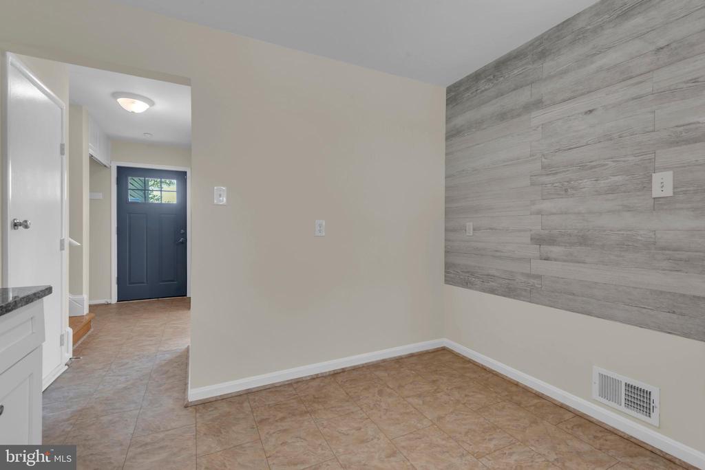 6004 MUSTANG PLACE