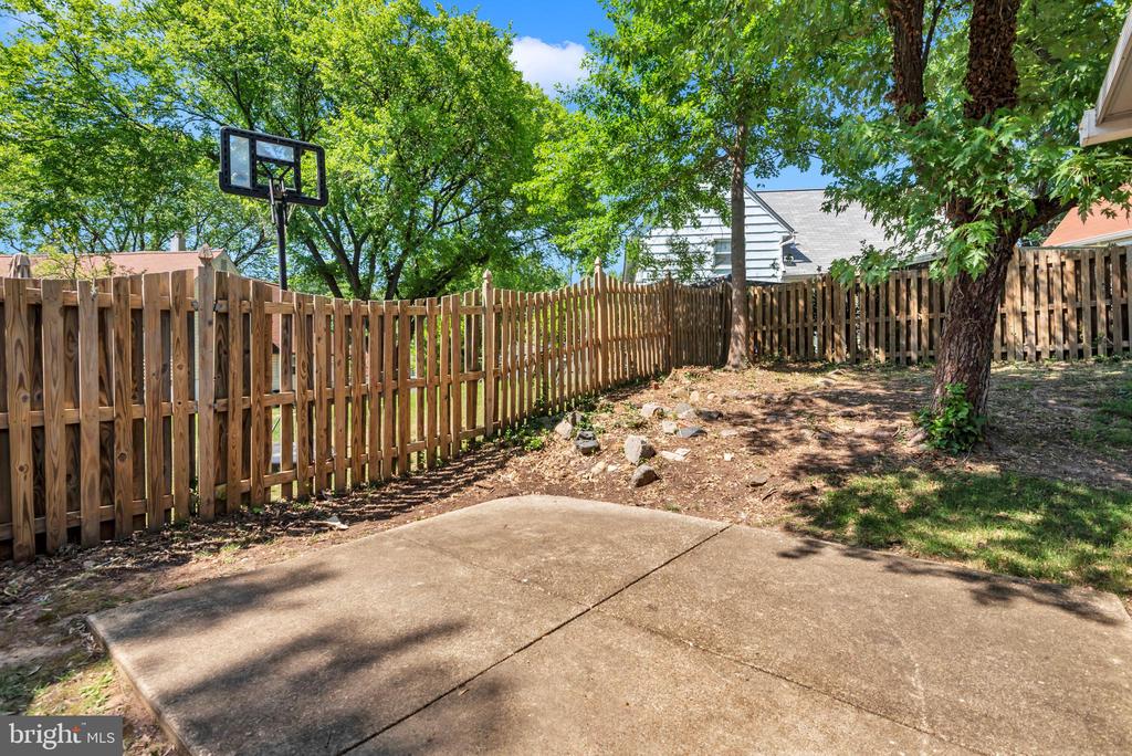 6004 MUSTANG PLACE