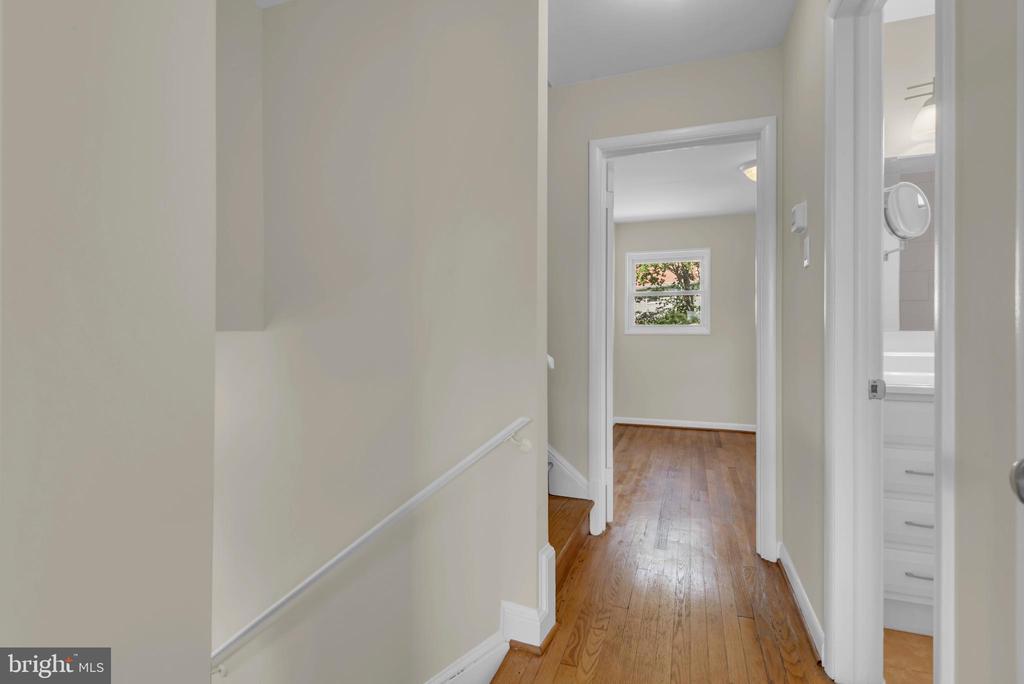 6004 MUSTANG PLACE