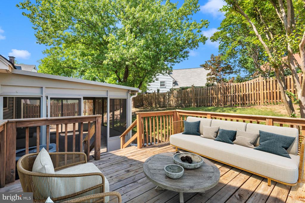 6004 MUSTANG PLACE