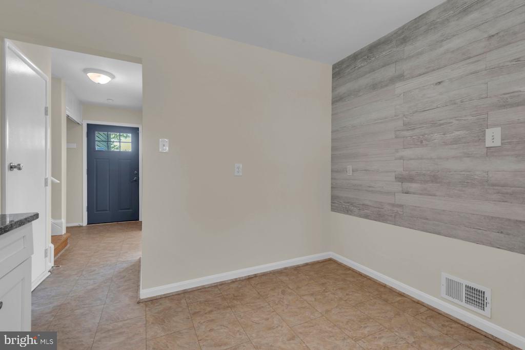 6004 MUSTANG PLACE