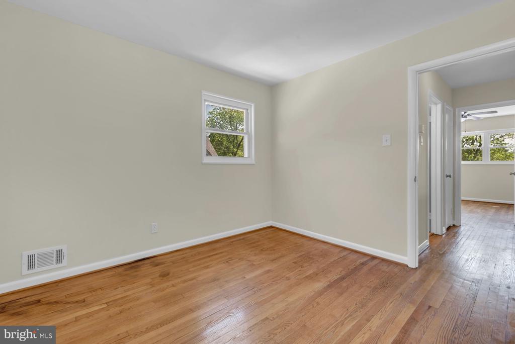 6004 MUSTANG PLACE