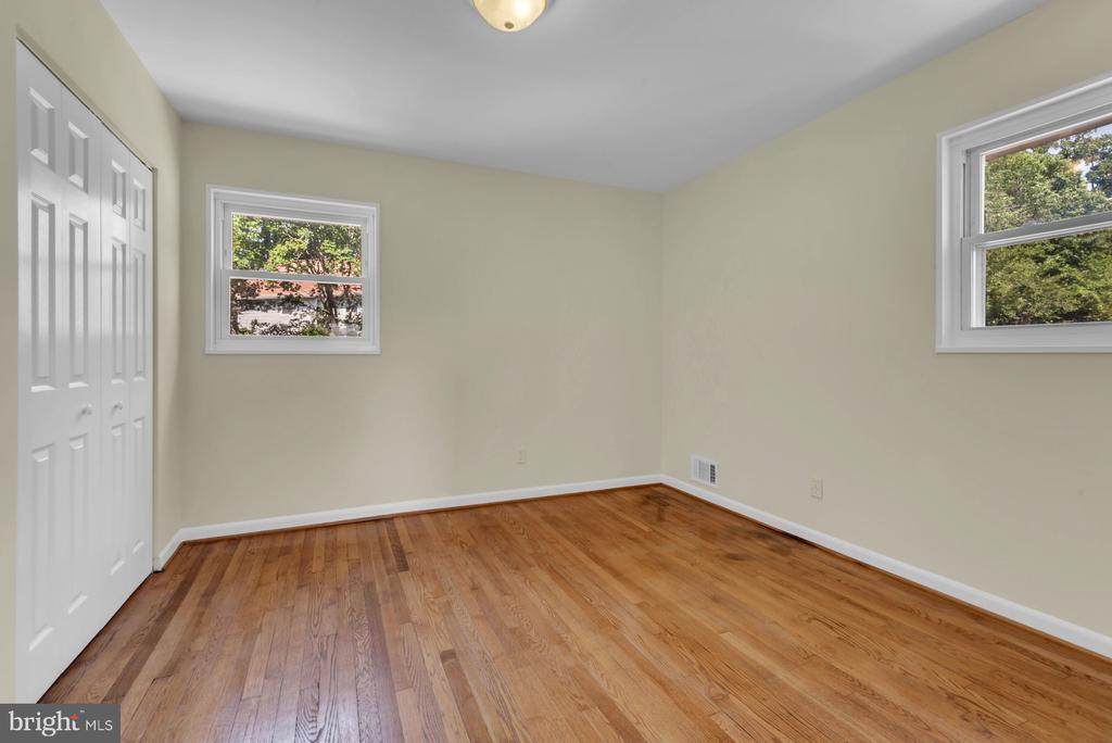 6004 MUSTANG PLACE