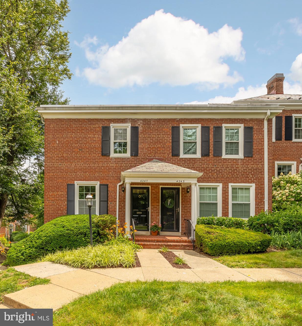 4247 32nd Rd S