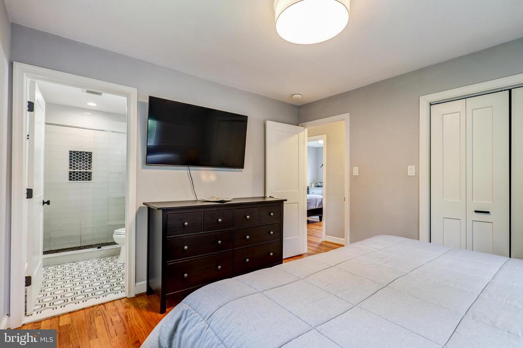 2013 Patrick Henry Dr