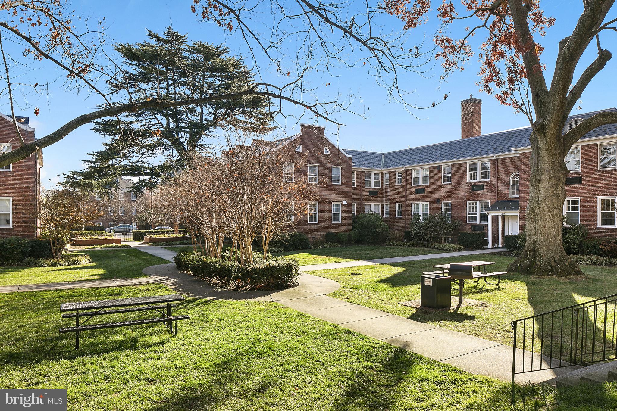 715 S Washington STREET Unit: A-35