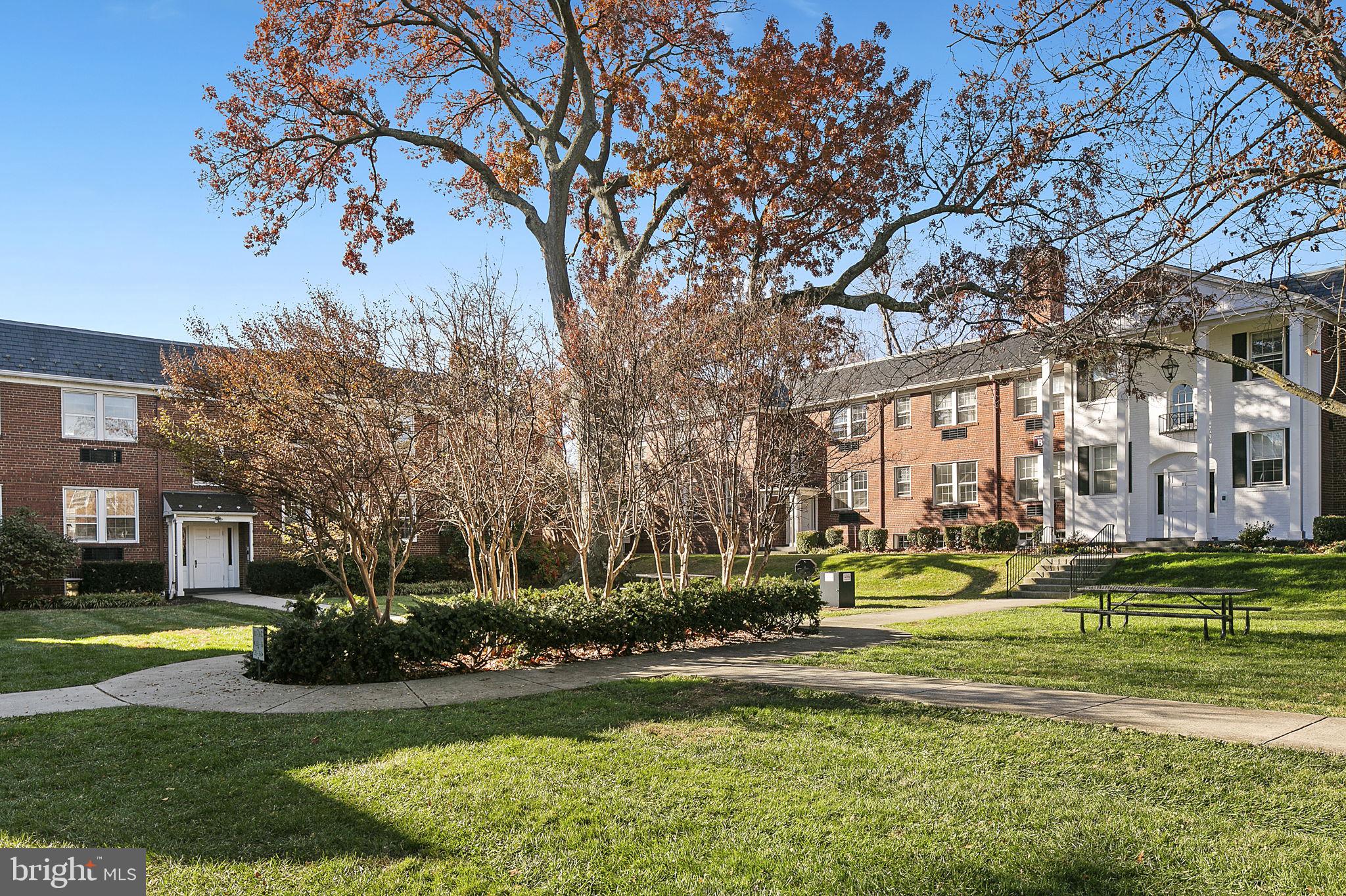 715 S Washington STREET Unit: A-35