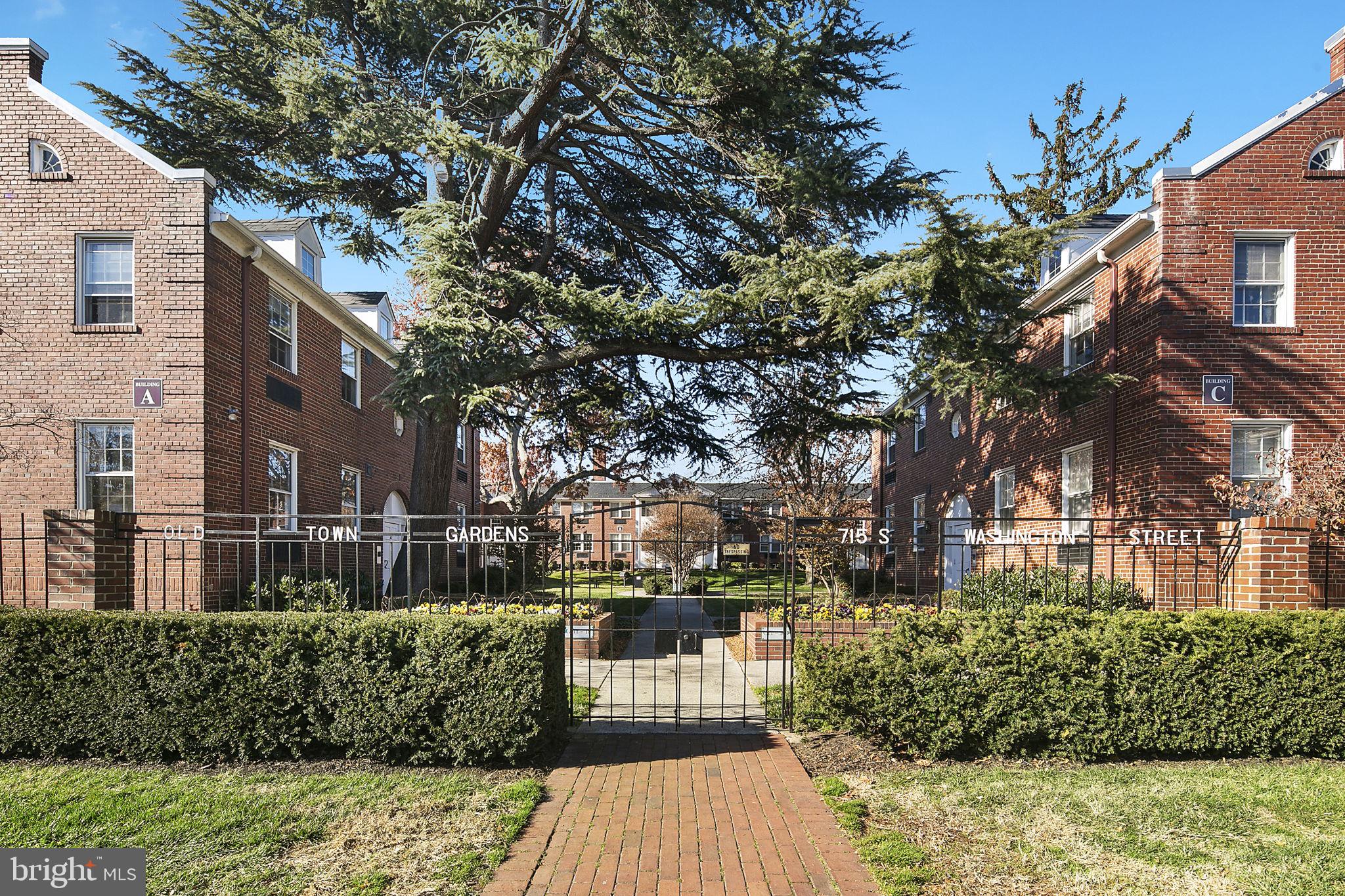 715 S Washington STREET Unit: A-35