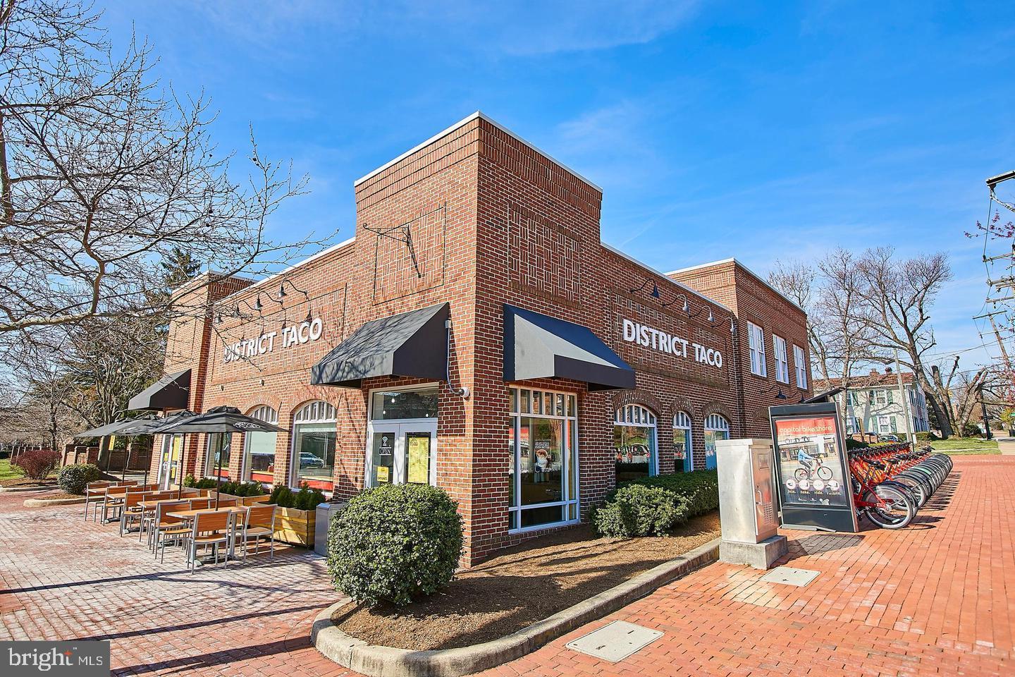 715 S Washington STREET Unit: A-35