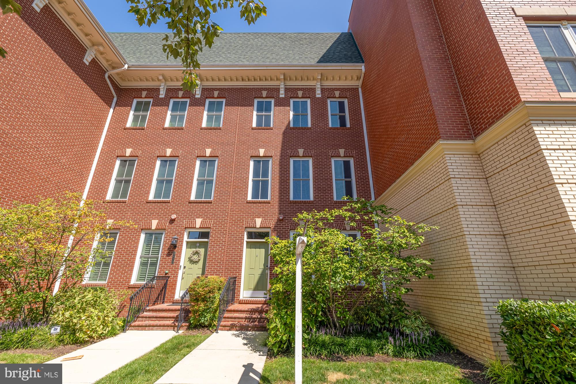 2111 Main Line Blvd
