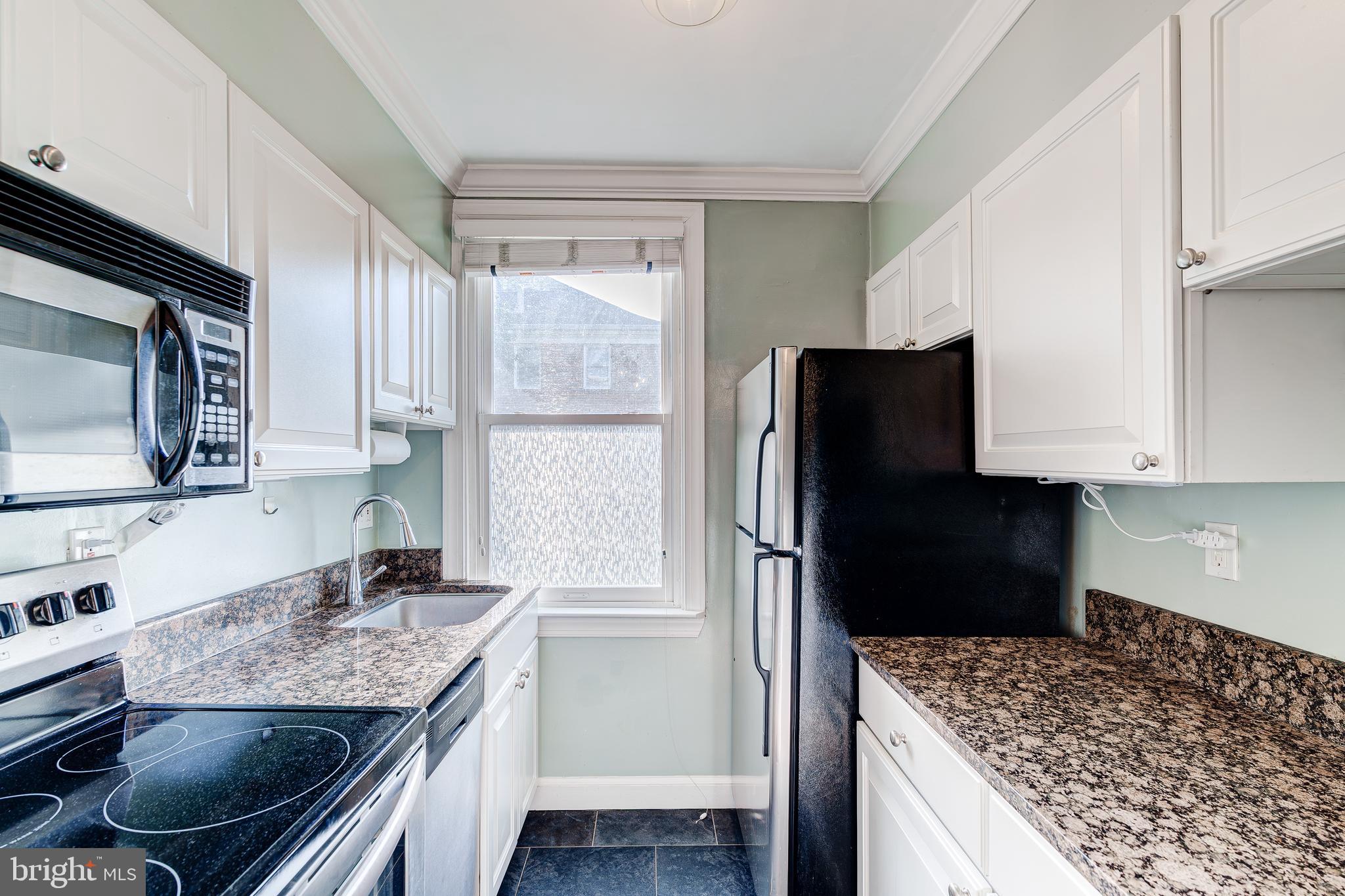 719 S Saint Asaph St #208