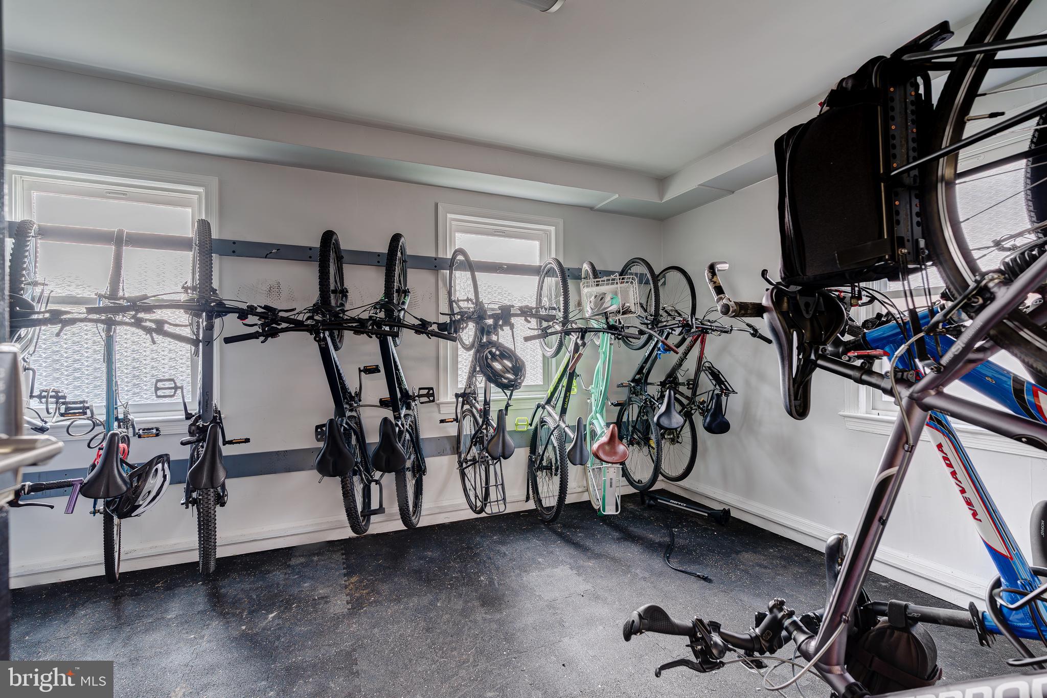 719 S Saint Asaph St #208