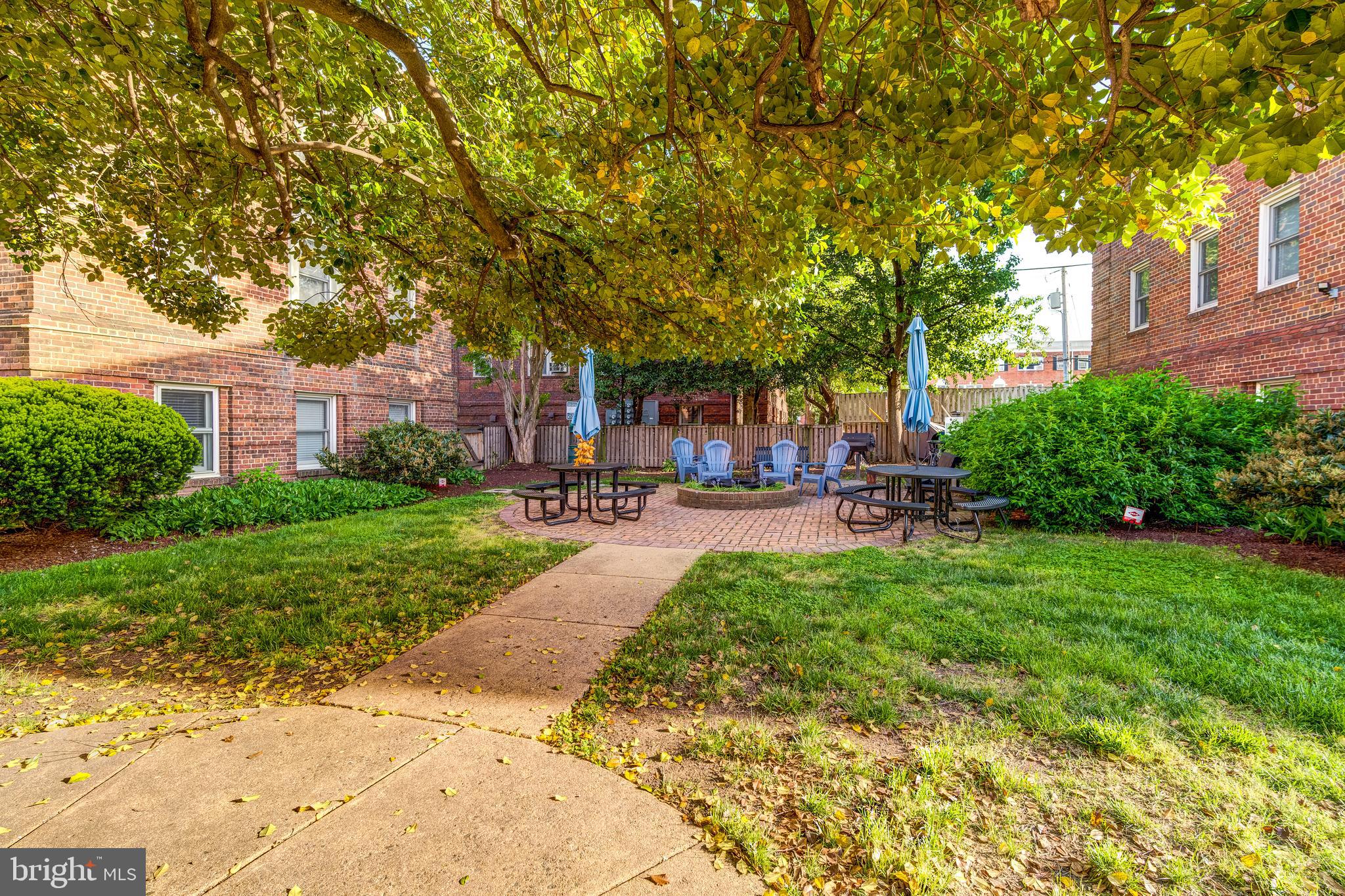 719 S Saint Asaph St #208