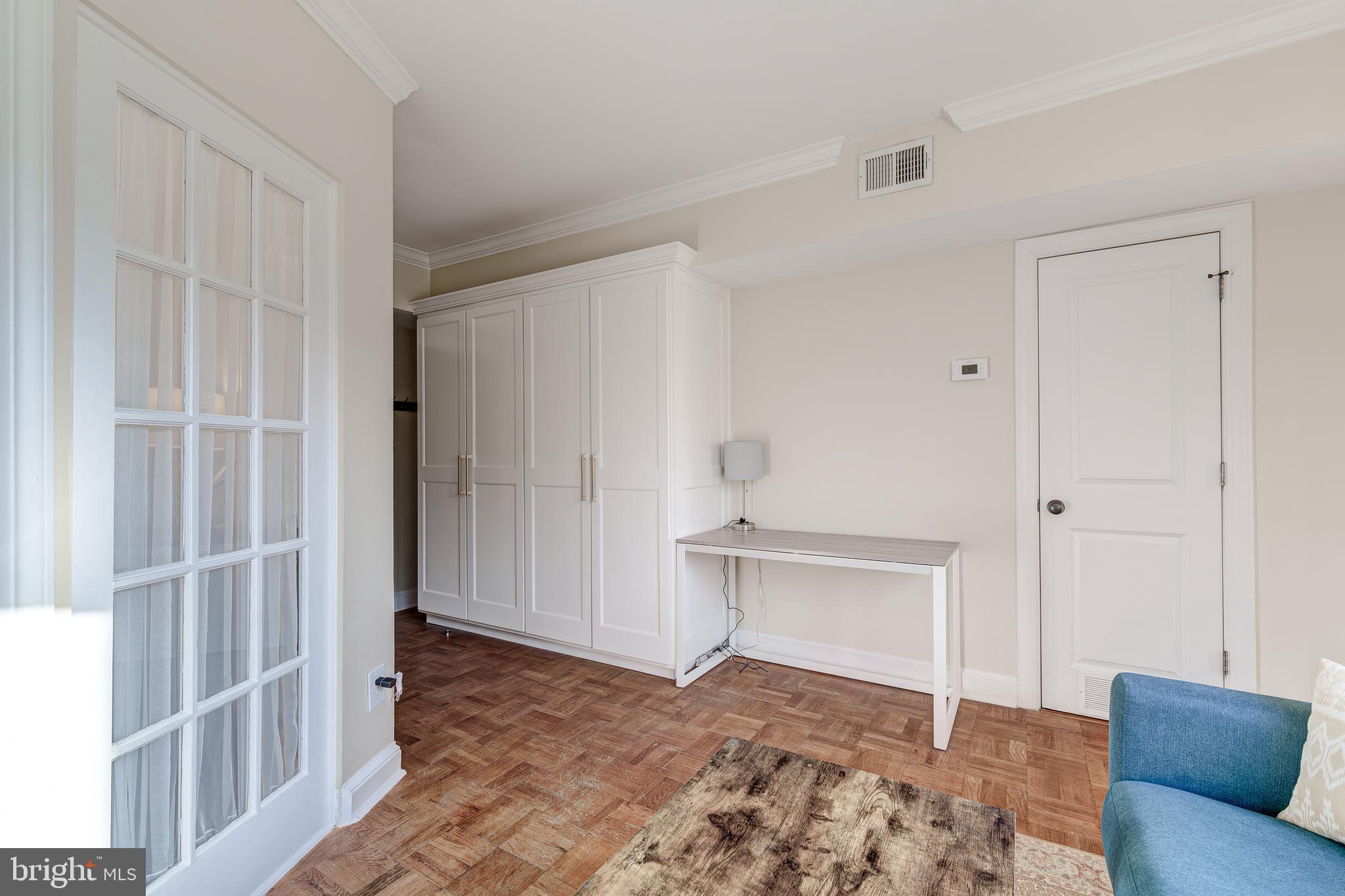 719 S Saint Asaph St #208